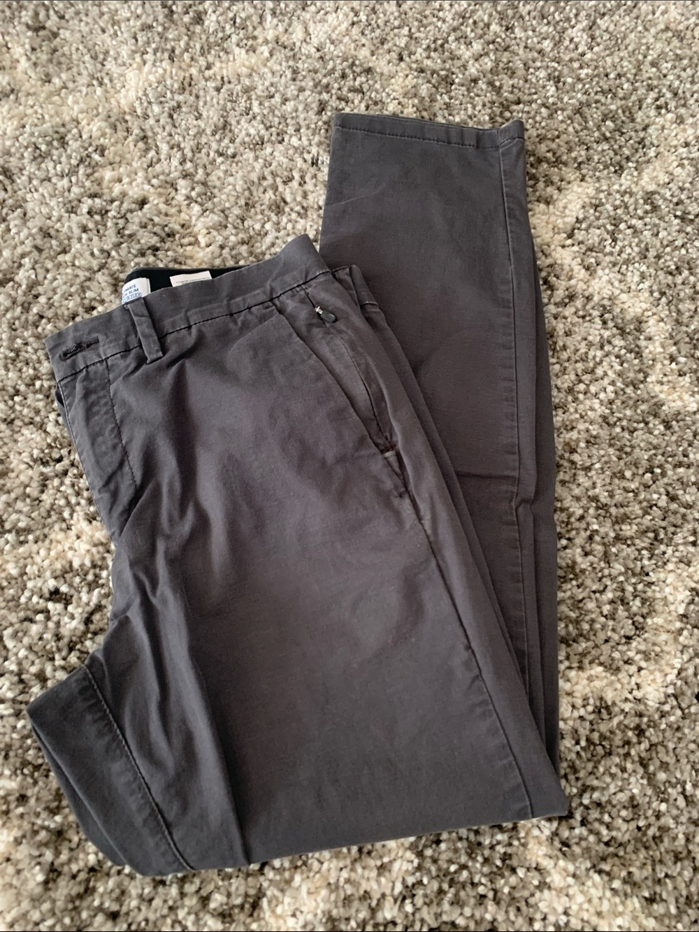 Old Navy Men's Charcoal Gray Chino Pants